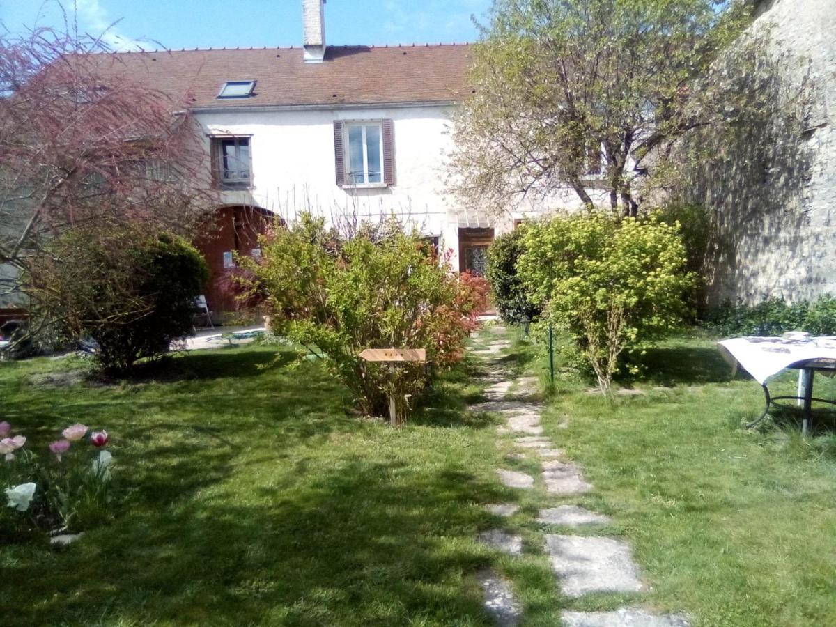 Arthonnay La Grille Fleurie, Chambres D'Hote Chez L'Habitant מראה חיצוני תמונה