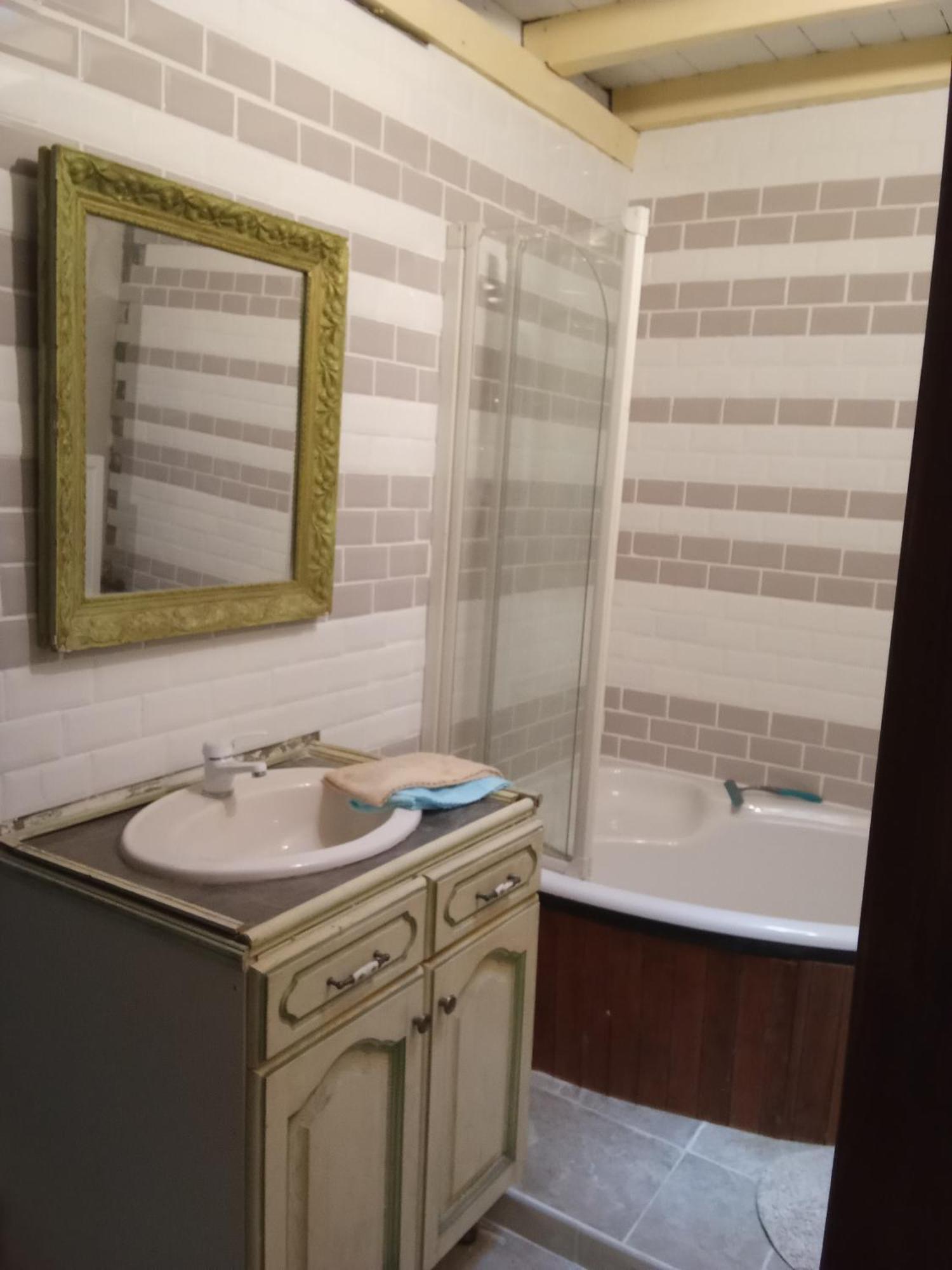 Arthonnay La Grille Fleurie, Chambres D'Hote Chez L'Habitant מראה חיצוני תמונה