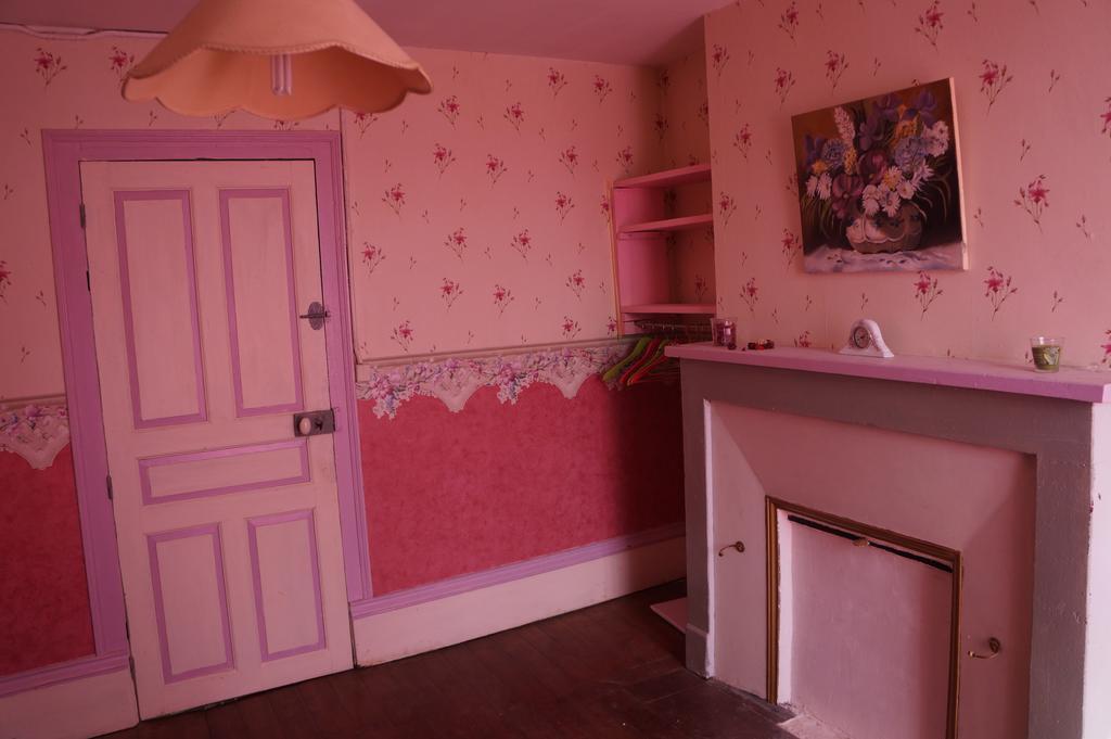 Arthonnay La Grille Fleurie, Chambres D'Hote Chez L'Habitant מראה חיצוני תמונה